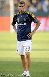 高清组图：贝克汉姆球场被嘘 场面尴尬险怒冲看台