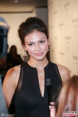 组图：陈豪默认知胎儿性别 Lisa.s黑裙亮相活动