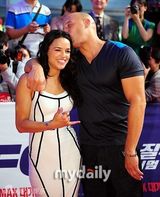 组图：《速度与激情6》韩国首尔举行首映红毯