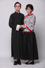 组图：何炅谢娜上演人间四月天 戴军变莎士比亚