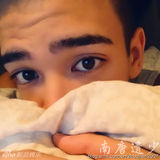 组图：韦唯19岁混血儿子帅气照 优异成绩考北大