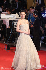 高清：舒淇华贵亮相金马 媚眼如丝神采飞扬