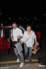 组图：曾志伟生日会指定穿校服 成龙刘嘉玲祝贺