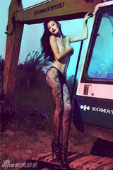 组图：《花儿朵朵》选手颜佩佩性感写真曝光