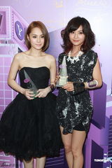 容祖儿大胆想拍内衣广告 Twins写真拼嫩模(图)