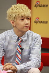 高清图：SJM Henry做客聊新辑自曝潜水粉丝网站