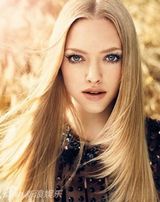 幻灯图集：阿曼达塞弗里德登杂志封面 金发垂顺