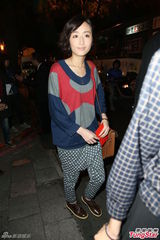 组图：陆川戴立忍曾宝仪等现身张震婚礼