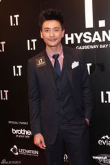 组图：刘嘉玲放言绝未涉毒 张柏芝回避媒体拒采访