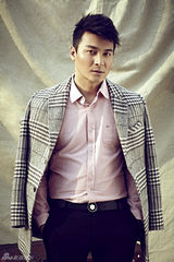 组图：贺刚都市写真时尚搭配展成熟男人味