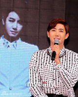 组图：韩国男子偶像组合帝国之子新专辑发布会