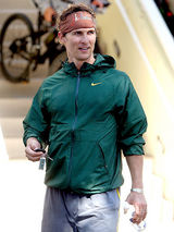 幻灯图集：伊娃出席欧莱雅庆典 罗伯茨现身巴厘岛