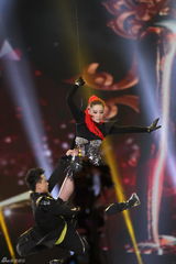 组图：众星齐聚湖南卫视跨年 有温情有意外