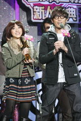 幻灯：新人盛典曾轶可大热 张震岳大张伟扮新人抢奖