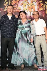 组图：《总铺师》砸200万办流水席 五月天力挺