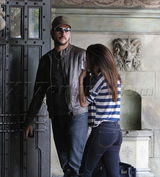 组图：“绝望主妇”伊娃结新欢 约会热吻秀激情