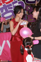 组图：马赛被曝同性恋还吴卓羲清白 胡杏儿担心