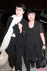 组图：粤剧陈剑声设灵 梅雪诗陈宝珠携手致祭