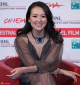 高清组图：章子怡长裙亮相罗马电影节珠光宝气