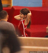 组图：小苏瑞猛练体操 奥运“种子”初长成