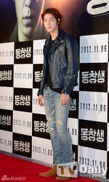 组图：BigBang郑雨盛(郑宇成)等助阵《同窗生》VIP试映