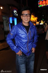 组图：曾志伟庆五十八岁生日 成龙等众好友出席