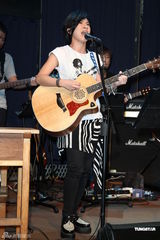 组图：张芸京创作曲公开 同名新专辑将发