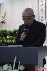 组图：“秦五爷”黄达亮追悼会 上影演员送行