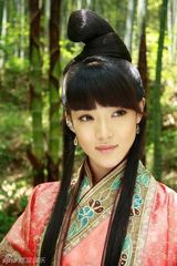 高清组图：邓家佳刘桦《熊猫大侠》上演美女救英雄