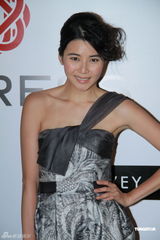 高清组图：蒙嘉慧怒对偷拍者 直言艺人很可怜 