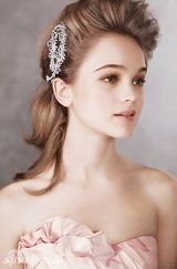 组图：Vera Wang婚纱2012系列 浪漫白色VS甜美粉色