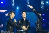 组图：SJ-M与EXO-M同台献唱 上演音乐狂欢