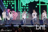 组图：EXO、f(x)等献唱大韩民国庆典演唱会