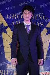 组图：贾乃亮当奶爸有难度 何洁谈释小龙超尴尬