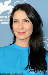 组图：威尼斯电影节时尚盘点之妆容发型