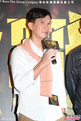 组图：张家辉否认抑郁复发 欲拉彭于晏脱衣谢票