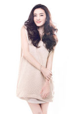 组图：王丽坤清新写真展水漾灵秀气质