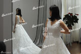 独家：刘芸京城试婚纱表情逗趣 疑筹划补办婚礼