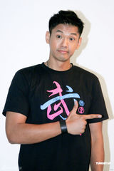 高清组图：陈建州方文山为自创品牌拍摄宣传照