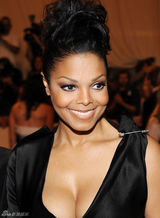 高清组图：纽约大都会盛典 珍妮-杰克逊爆乳亮相