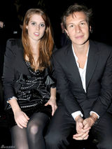 放大镜：英公主为爱苦瘦身 肥妹如今也穿迷你裙