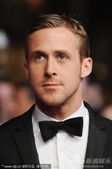 幻灯图集：《蓝色情人节》首映 希斯-莱杰遗孀现身