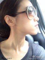 组图：吴宗宪90后长女做甜心主播 俏皮私照曝光