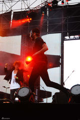 高清：热波音乐节第三天 丹麦乐队震惊乐迷