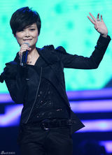 高清组图：新浪网络盛典李宇春现场劲歌热舞