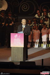 香港办文艺晚会庆国庆 霍震霆称不办百日宴(图)