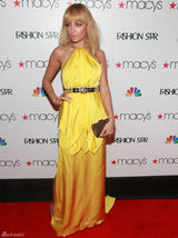 高清组图：好莱坞名媛妮可-里奇嫩黄色礼服亮相
