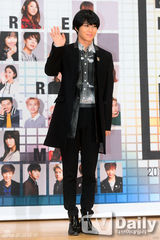 组图：祐荣娜恩泰民等亮相SBS歌谣大典记者会