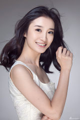 组图：林好蓝白写真清纯温暖活泼似精灵