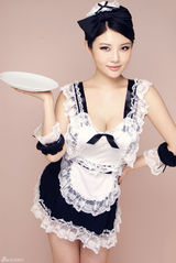 组图：徐冬冬写真制服诱惑秀酥胸